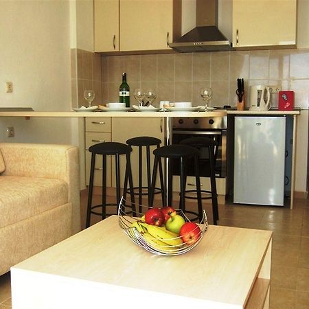 Flip Flops Meltemi Apartments Milas المظهر الخارجي الصورة